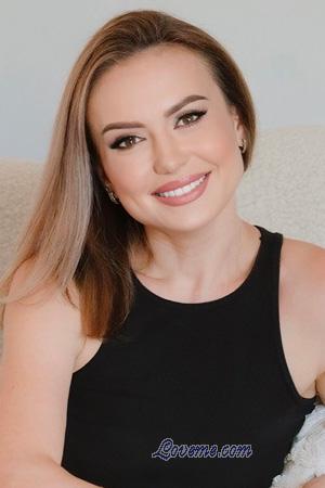 224086 - Viktoriia Age: 38 - Ukraine