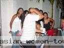 colombinan-women-052