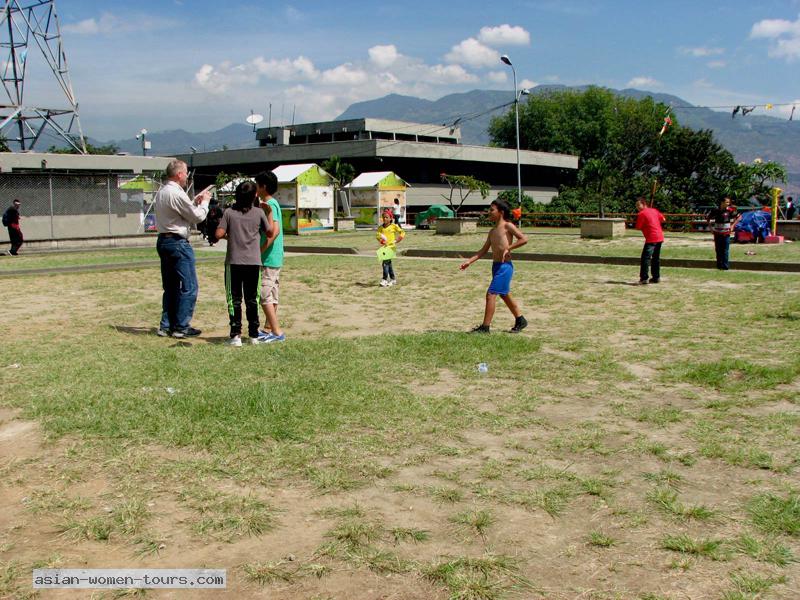 medellin-women-47