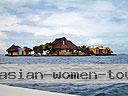 cartagena-women-boat-1104-55